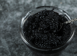 В Астрахани могут прекратить работу три крупных производителя черной икры