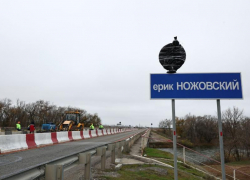 Мосту под Астраханью потребовался ремонт из-за интенсивного автодвижения