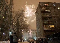 В первые часы Нового года в Астраханской области случилось несколько пожаров из-за фейерверков