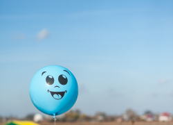 В Астрахани детям продавали липовые путевки в лагерь