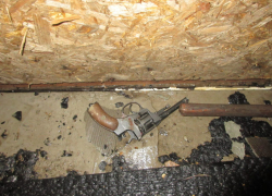 На астраханца, прострелившего глаз соседке, завели уголовное дело 