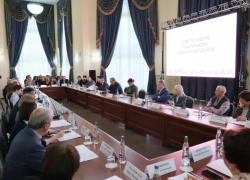 Астраханский губернатор поручил разработать стратегию театрального дела