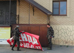 Глава Астрахани поручил активизировать борьбу с визуальным мусором в городе