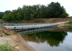 Астраханцев поймали на краже части понтонного моста