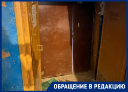 «Нас ждет участь дома в АЦКК»: в Астрахани разрушается подъезд многоэтажки