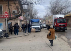 В Астрахани полицейские ловили нелегальных торговцев на Больших Исадах