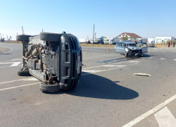 Двое детей из Астрахани пострадали в ДТП из-за москвича 