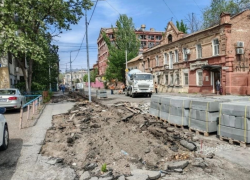 Администрация Астрахани продолжает благоустройство городских улиц
