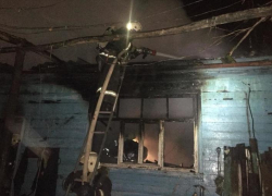 Вечером на правобережье Астрахани в пожаре погиб мужчина