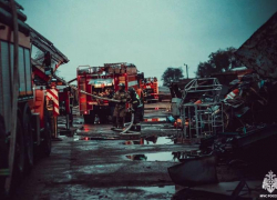 В Астраханской области во время пожара на летней кухне погибла пенсионерка
