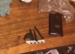 В доме у астраханки обнаружили патроны и запалы гранат