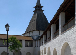 билайн рассказал, в какие месяцы кремли больше всего впечатляют туристов