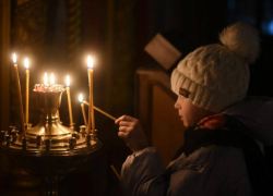 Рождество Христово отметят в 27 астраханских храмах