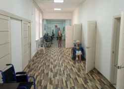 Жители Свободного поселка в Астрахани взяли «под крыло» местный дом престарелых и инвалидов
