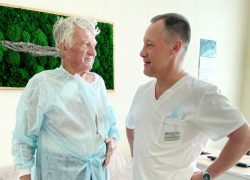 Астраханские врачи подарили пенсионеру с разрывом аневризмы вторую жизнь