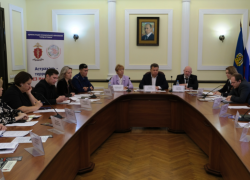 В Астрахани нашли и уничтожили 13000 «квадратов» наркосодержащих растений
