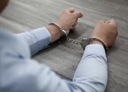 Астраханский наркокурьер просидит в колонии на 3,5 года больше, чем сообщница