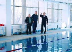 Астраханцам открыли обновленный плавательный бассейн в госуниверситете