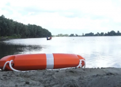 В районе грузового порта в Астраханской области обнаружили труп на спасательном круге