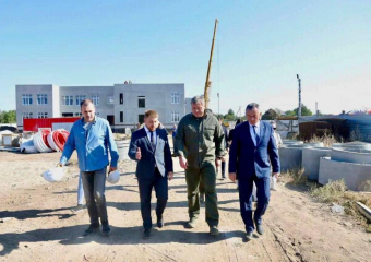 Игорь Бабушкин проверил строительство Ахтубинских детсадов и остался недоволен 