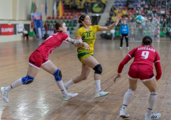 «Астраханочка» вышла победителем первой игры четвертьфинала