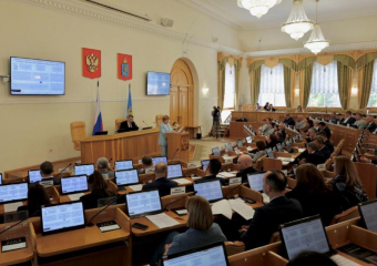 До 2026 года в Астраханской области благоустроят больше половины дорог