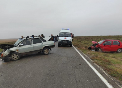 Под Астраханью «Спутник» столкнулся с авто «Дэу Матиз»: пострадали трое