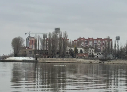 Плывшее в Астрахань судно село на мель в Волго-Каспийском судоходном канале