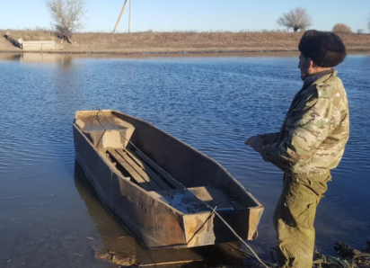 В Астраханской области туристу стало плохо на рыбалке вдали от помощи