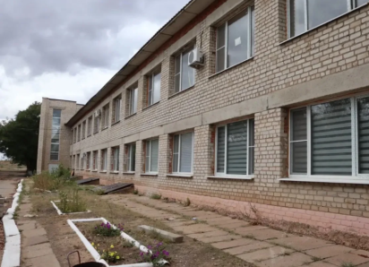 В Астраханской области капремонт Никольской участковой больницы завершен на 90%