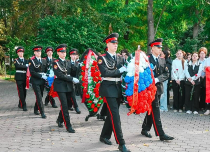 Астраханцы почтили память 28-й Краснознамённой армии
