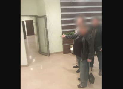 В Астрахани мошенница вытягивала деньги из семьи за «выгодную» квартиру