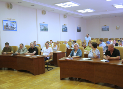 В Астрахани высоко оценили качество дорожных работ и указали на нехватку деревьев