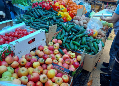 За какие продукты в Астраханской области можно платить меньше 