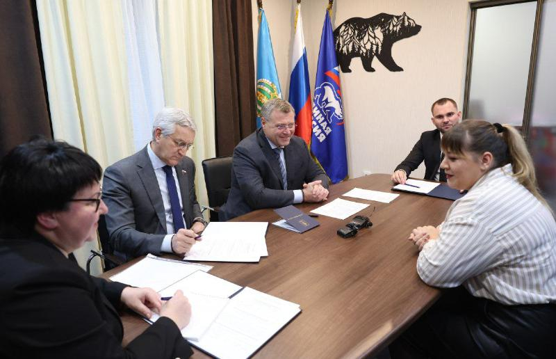 Астраханский губернатор помог семьям мобилизованных решить актуальные вопросы