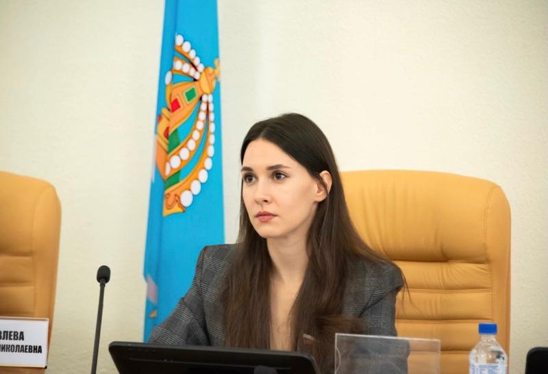 Сколько зарабатывает Анастасия Журавлева - самый молодой депутат думы Астраханской области