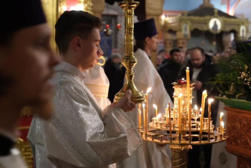 В Астрахани ограничат автодвижение из-за православного праздника
