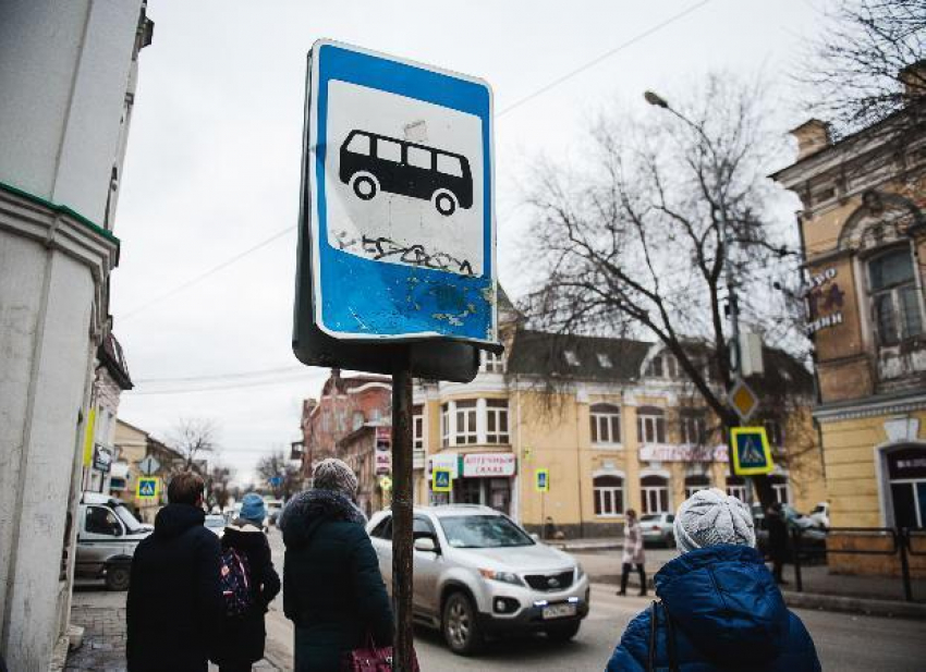 В Астрахани водитель маршрутки работал «под кайфом"