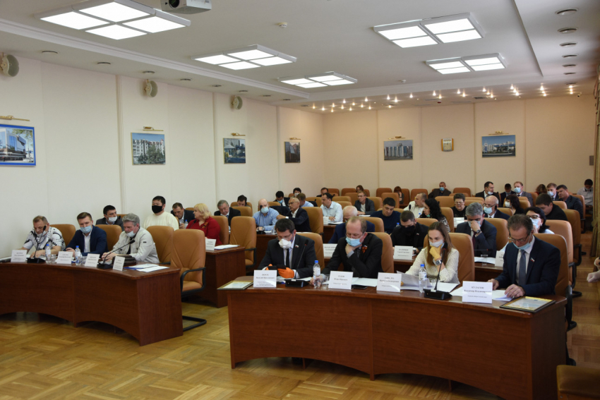 Астраханские депутаты не прочь поработать онлайн