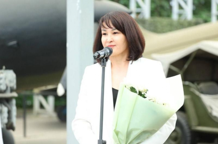 Астраханку наградили в Москве за лучший результат «Диктанта Победы»