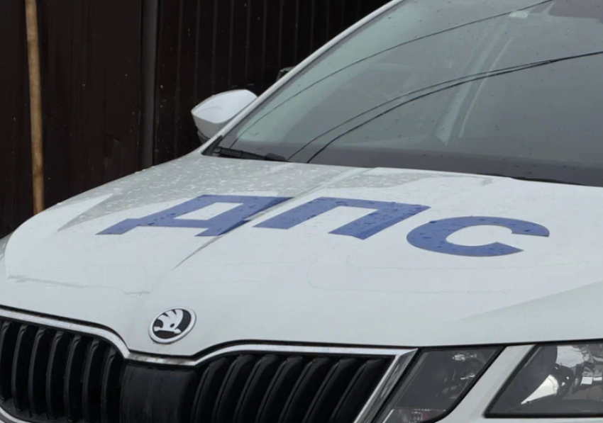 В Астрахани два инспектора ДПС передали взятку вышестоящему лицу