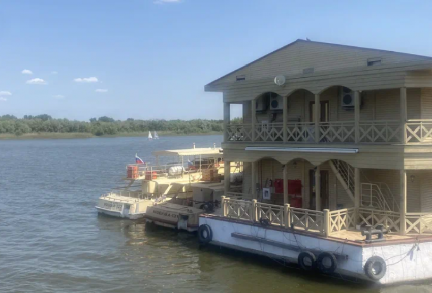 Астраханцам озвучили расписание и цены речных трамвайчиков