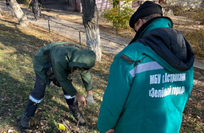 В Астрахани вандалы сломали порядка 300 уличных разбрызгивателей