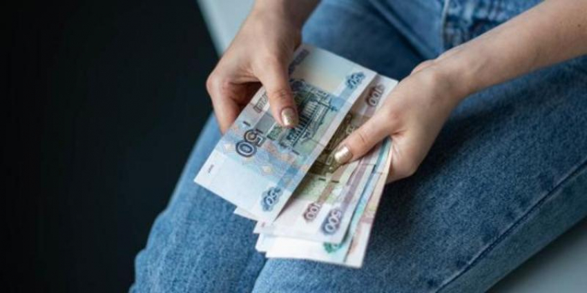 В Астрахани с женщины повторно списали выплаченный долг