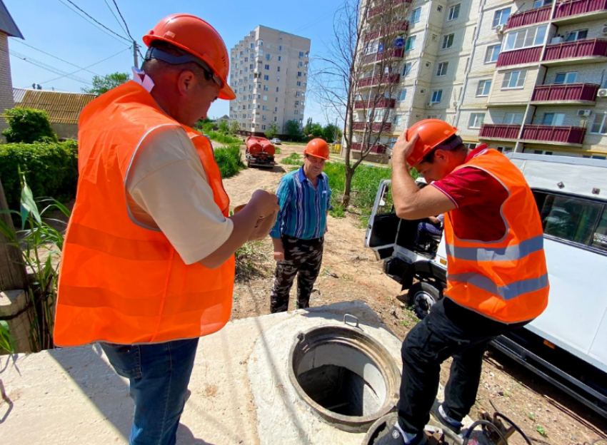 «Астрводоканал» пообещал перекрыть воду ресторану и автомойке в июне