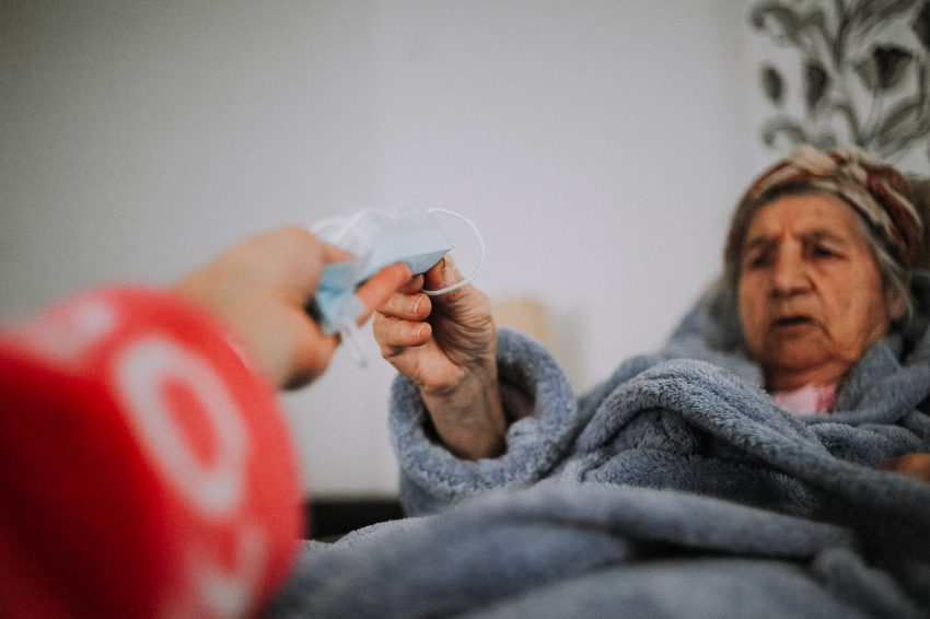 В Астрахани дом престарелых стал очагом коронавируса