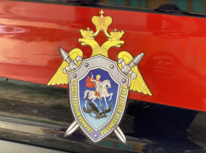 Главврач одной астраханской больницы незаконно присвоил шесть списанных машин