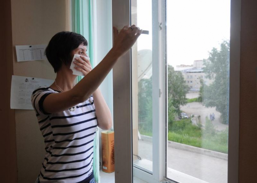 Астраханцы массово жалуются на запах бытового газа в Кировском районе