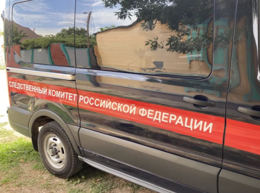 Волгоградец и подросток прибыли в Астрахань для продажи наркотиков