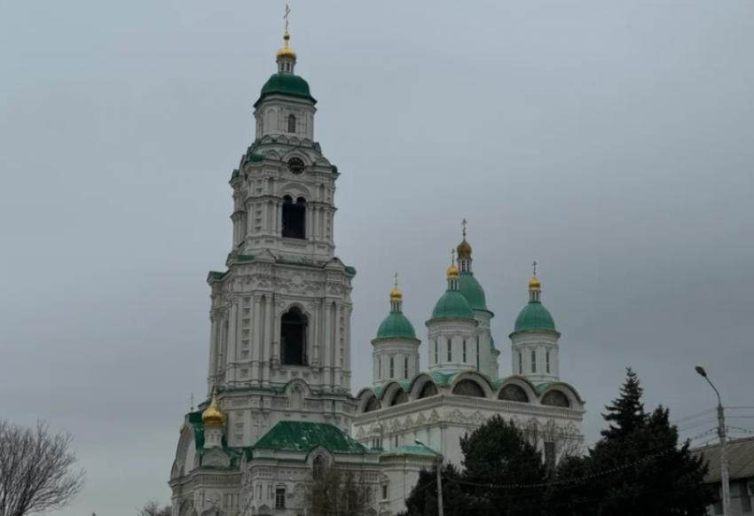 Самой востребованной летней подработкой в Астраханской области стали курьеры